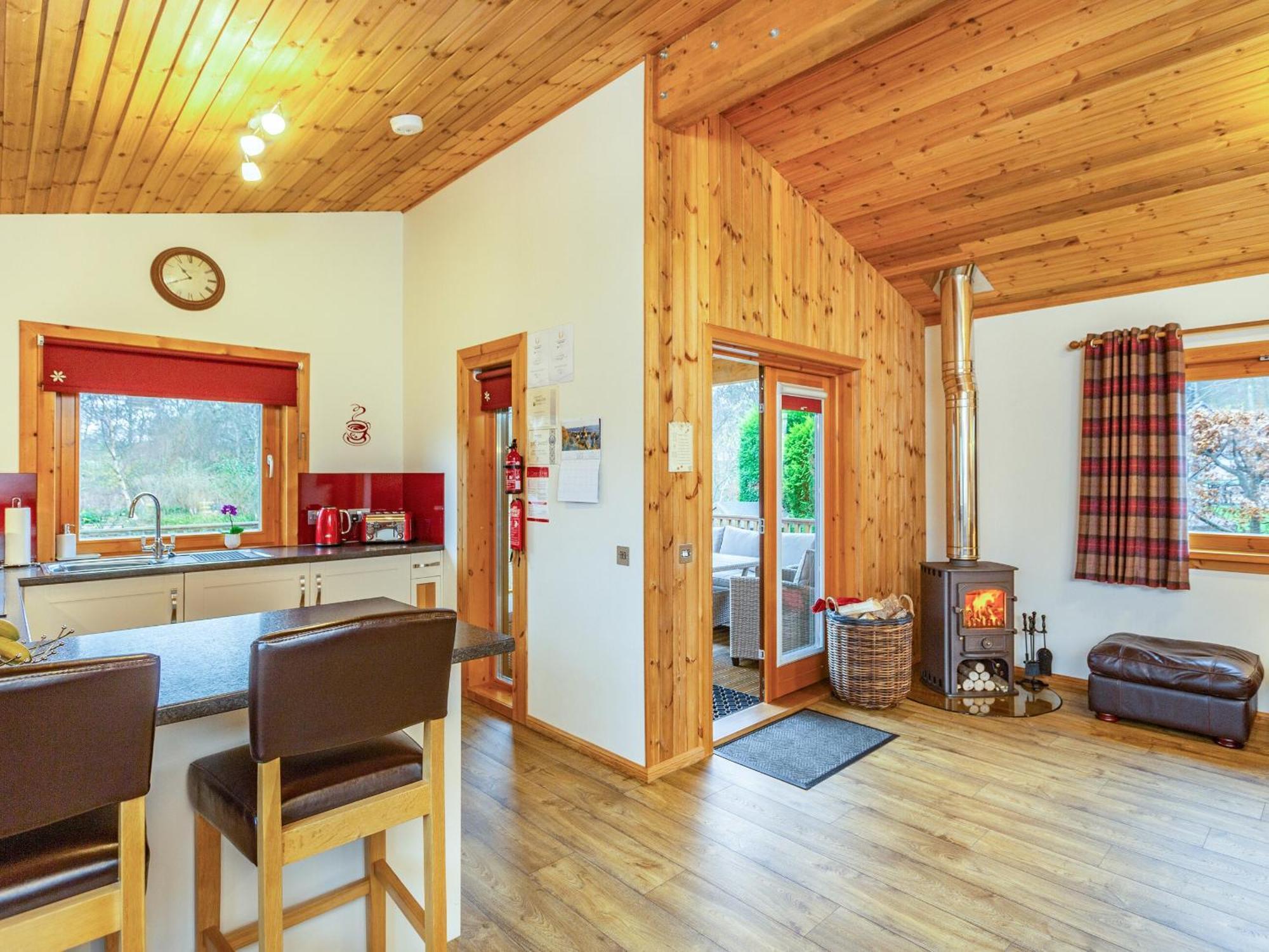 Burnside Lodge Torlundy  ภายนอก รูปภาพ