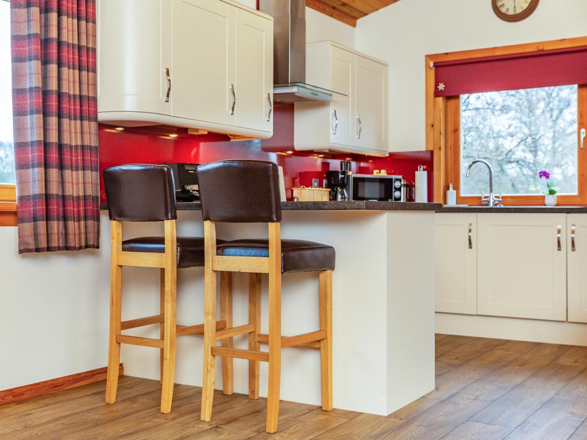 Burnside Lodge Torlundy  ภายนอก รูปภาพ