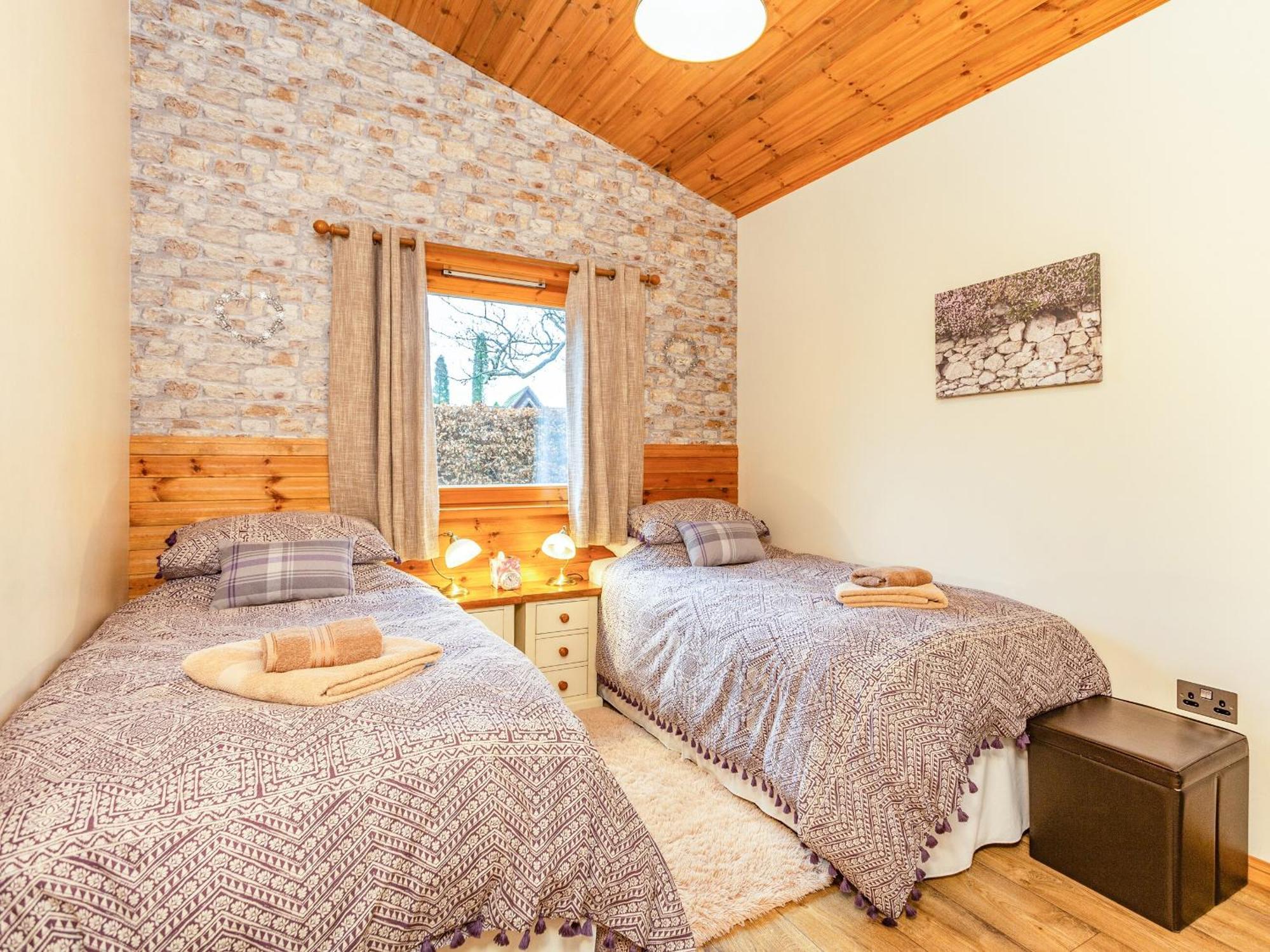 Burnside Lodge Torlundy  ภายนอก รูปภาพ